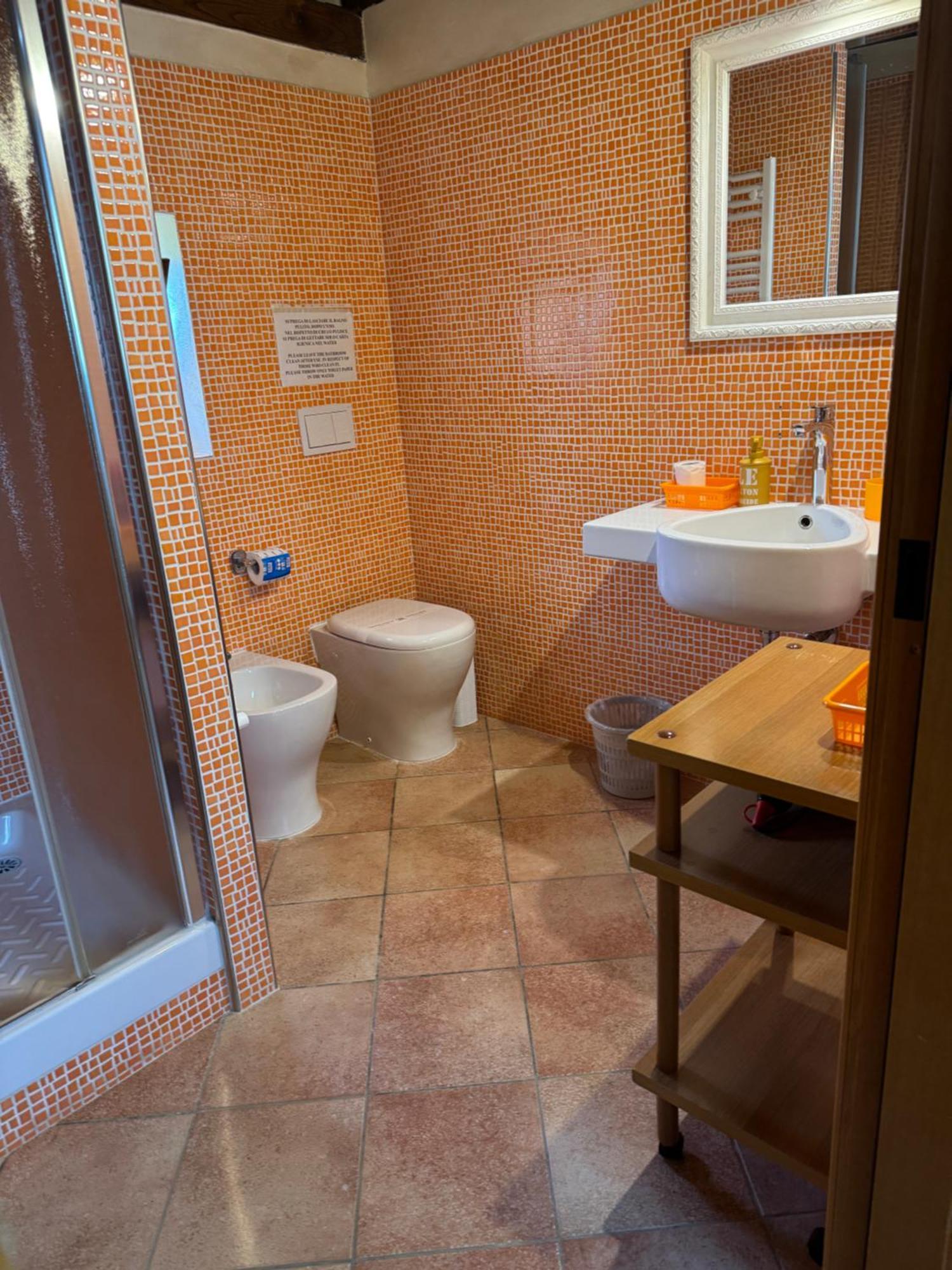 B&B Oasi Di Mamma Clara Latina Kültér fotó