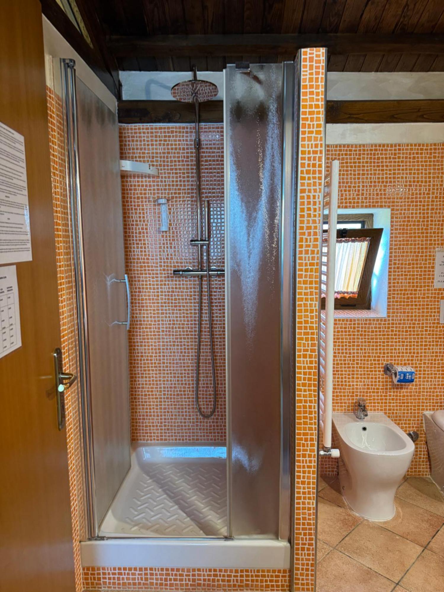B&B Oasi Di Mamma Clara Latina Kültér fotó